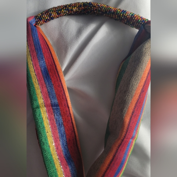 Hand made necklace scarf made in Kenya - Picture 3 of 4